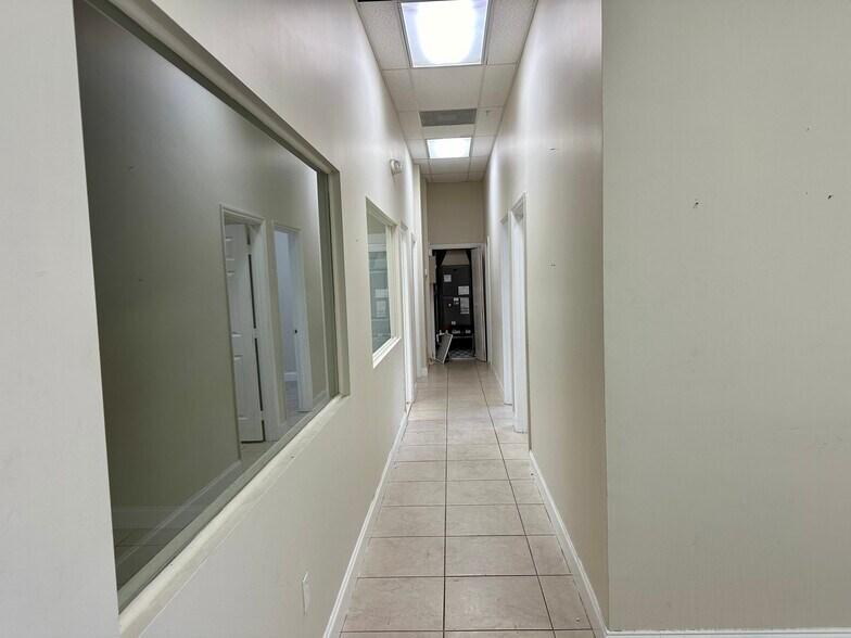 More Photos Of 73 SW 12th Ave, Dania Beach Warehouse For Lease
