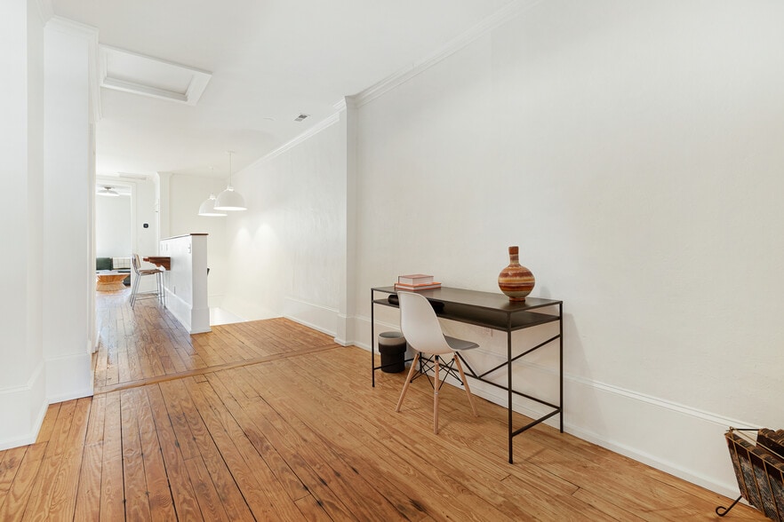 More Photos Of 119 Turner St, Beaufort Storefront Retail Office For Sale