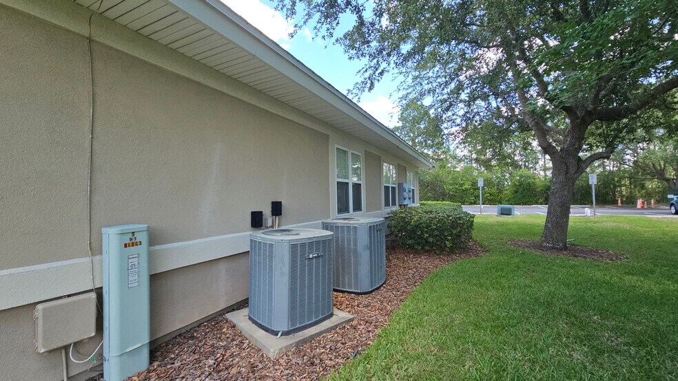 More Photos Of 91 Branscomb Rd, Green Cove Springs Office For Sale