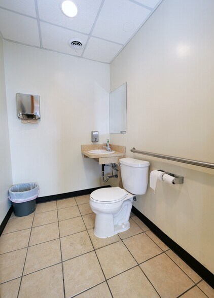 More Photos Of 6441-6453 S Pulaski Rd, Chicago General Retail For Sale