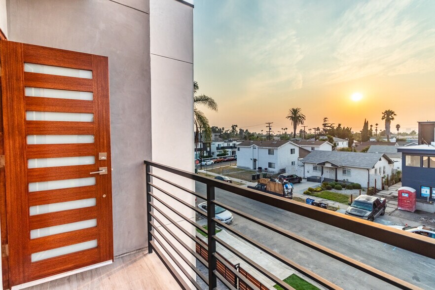 More Photos Of 2150-2154 S West View St, Los Angeles Apartments For Sale