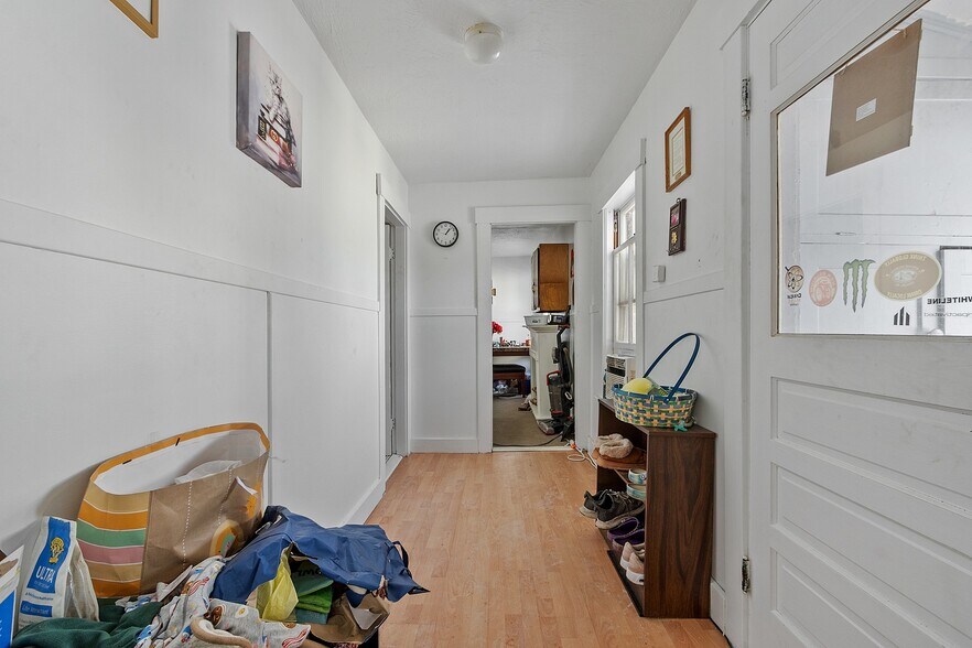 More Photos Of 61-63 Glenallen St, Winchendon Restaurant For Sale
