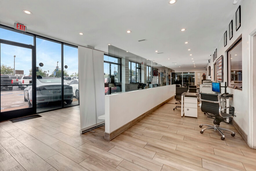 More Photos Of 1731 S Cactus Ave, Rialto Auto Dealership For Sale