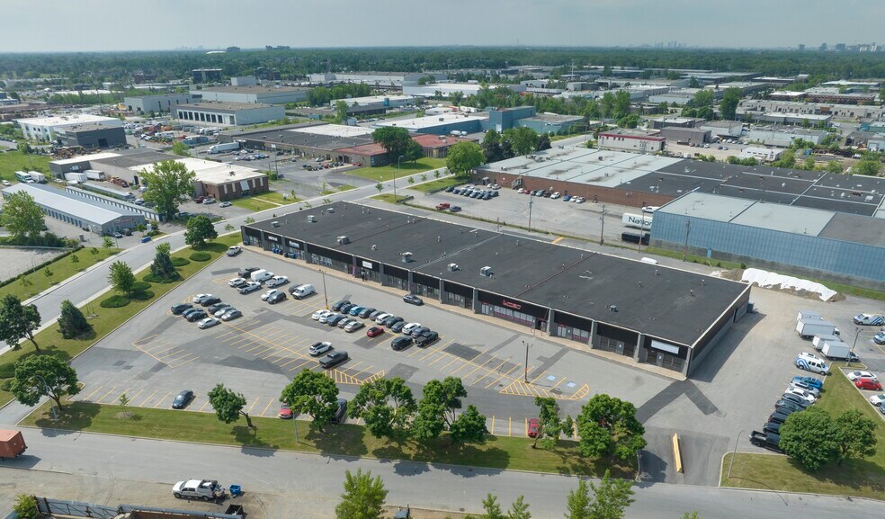 More Photos Of 620-650 St Giffard, Longueuil Warehouse For Lease