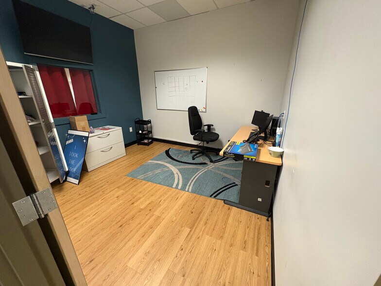 More Photos Of 1130 Sugg Pky, Greenville Warehouse For Sale