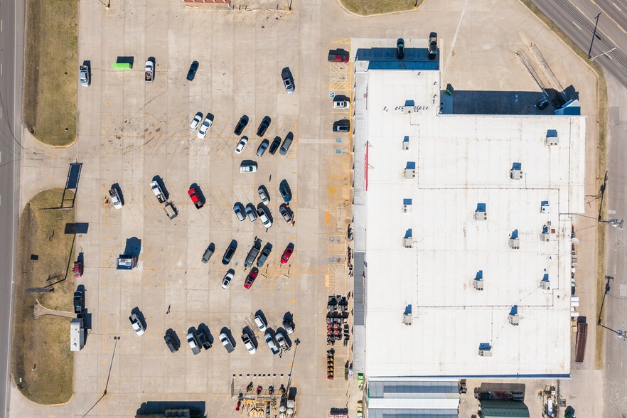 More Photos Of 2401 S State Highway 36, Gatesville Freestanding For Sale