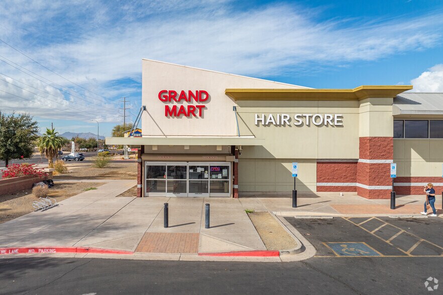 More Photos Of 1976 W Baseline Rd, Phoenix Storefront For Sale