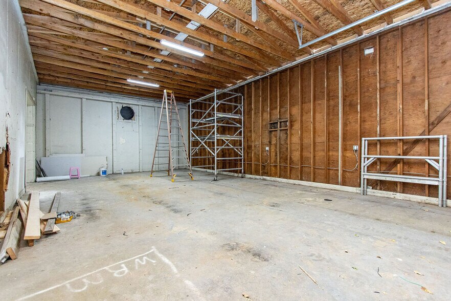 More Photos Of 408 S 1st St, Turlock Warehouse For Sale