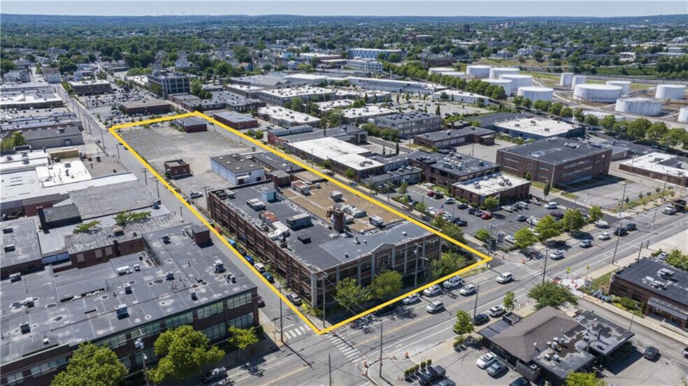 More Photos Of 735 Allens Ave, Providence Manufacturing For Lease