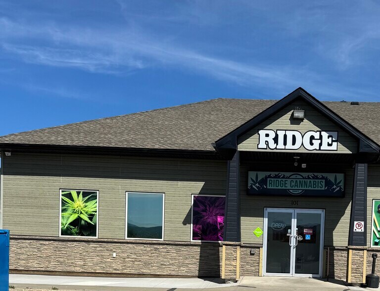 Primary Photo Of 320 Founders St, Tumbler Ridge Freestanding For Lease