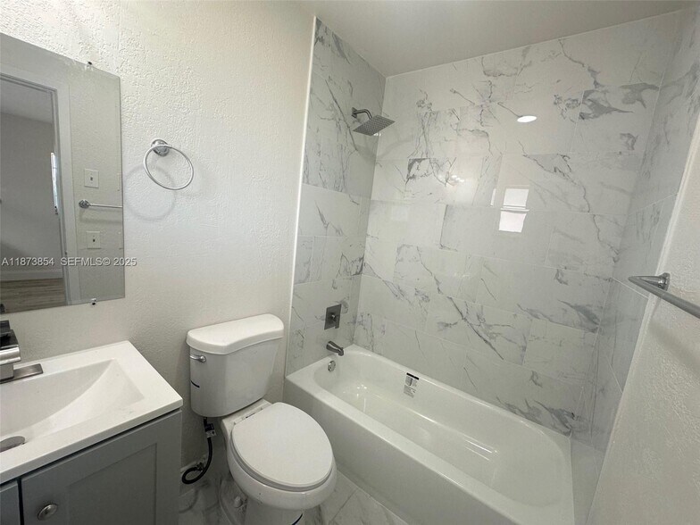 More Photos Of 2775 Taft St, Hollywood Apartments For Sale