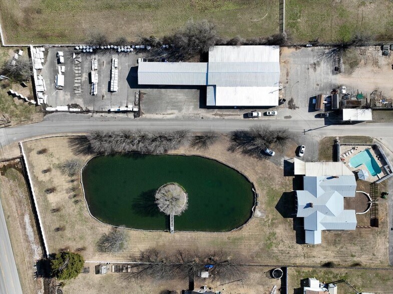 More Photos Of 662 Old Highway 24, Trinity Manufacturing For Sale