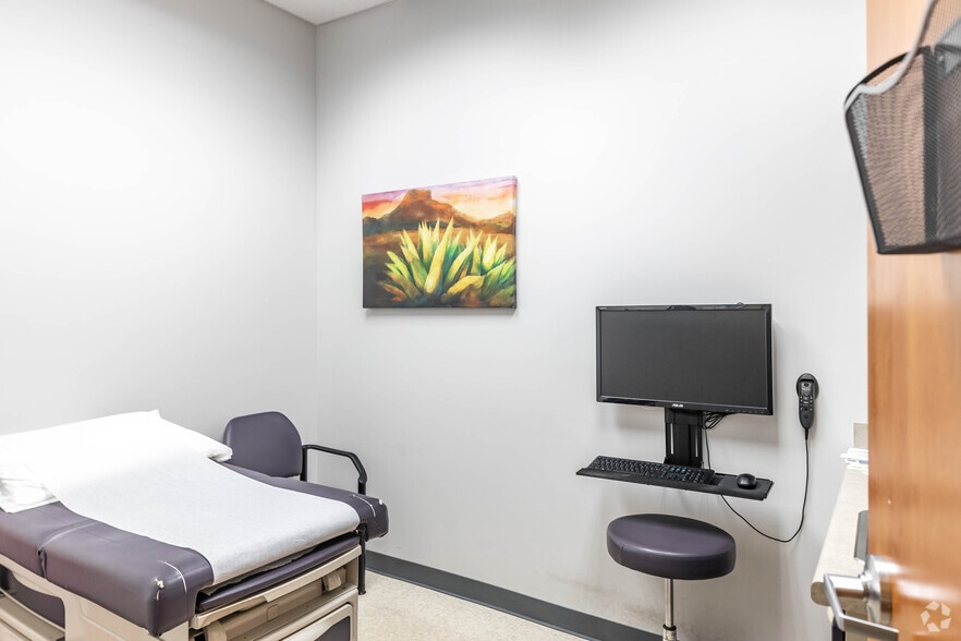 More Photos Of 15300 S Jog Rd, Delray Beach Medical For Sale