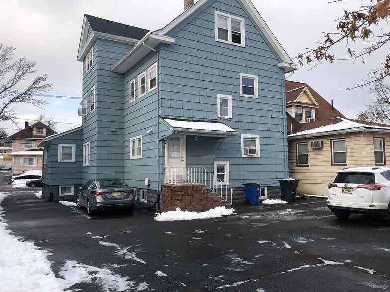 More Photos Of 417 Clifton Ave, Clifton Office For Lease