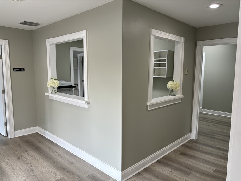 More Photos Of 201 Professional Park Dr, Glasgow Medical For Lease