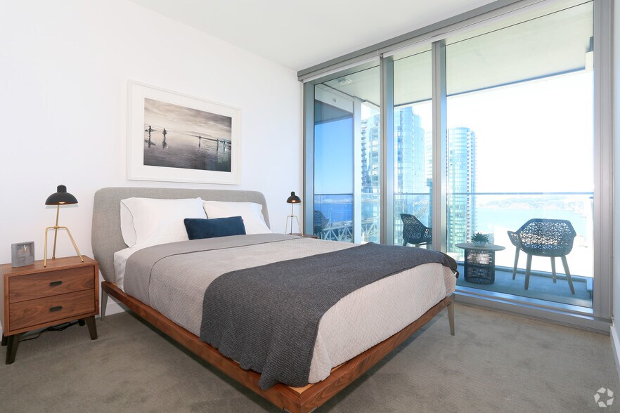 More Photos Of 399 Fremont St, San Francisco Apartments For Lease