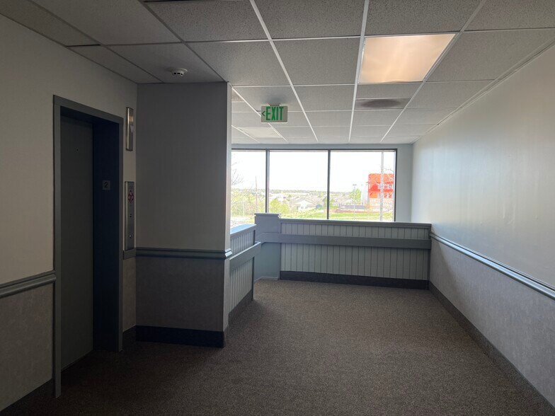 More Photos Of 2200 E 104th Ave, Thornton Office For Lease