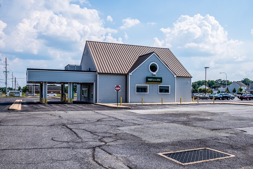Primary Photo Of 1059 Walker Rd, Dover Unknown For Lease