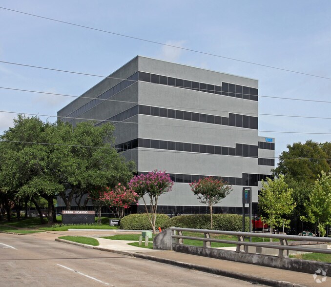 Primary Photo Of 10800 Richmond Ave, Houston Office For Lease