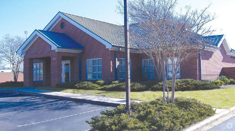 More Photos Of 800 E Arrowood Rd, Charlotte Bank For Sale