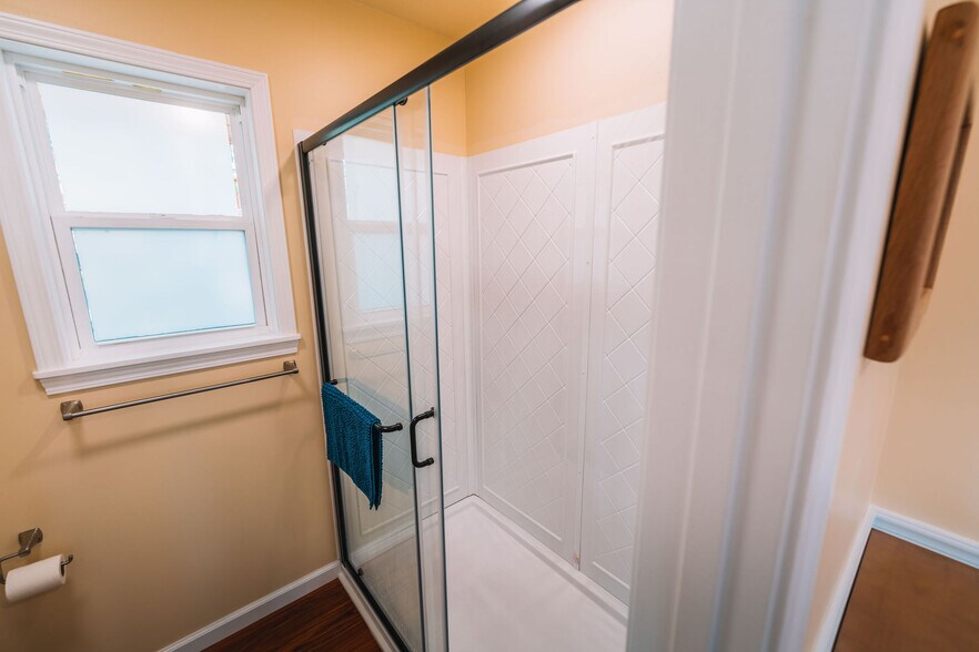 More Photos Of 250 Wood Thrush Lane, Rogers Specialty For Sale