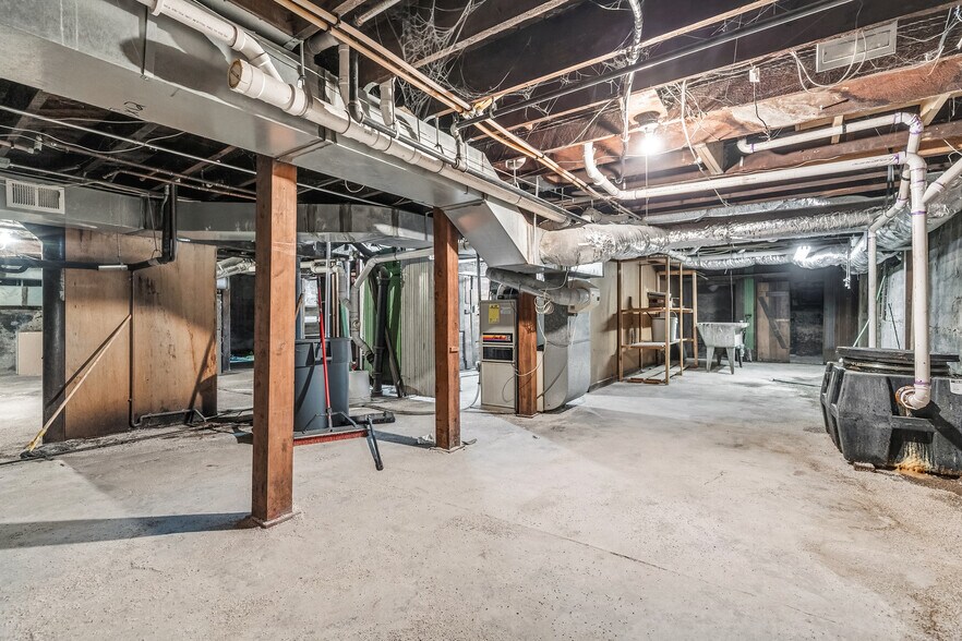 More Photos Of 1154 Grand Ave, Saint Paul Storefront Retail Office For Sale