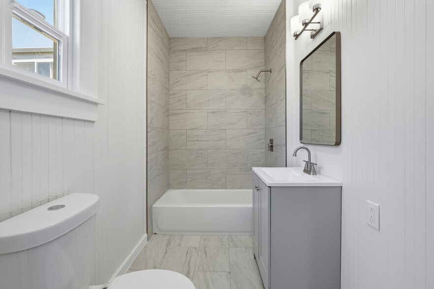 More Photos Of 338 Garretson Ave, Rodeo Apartments For Sale