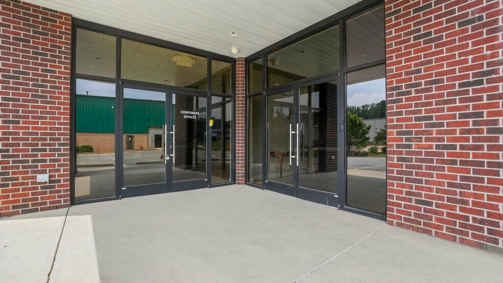 More Photos Of 106 Jeffrey Way, Youngsville Industrial For Lease