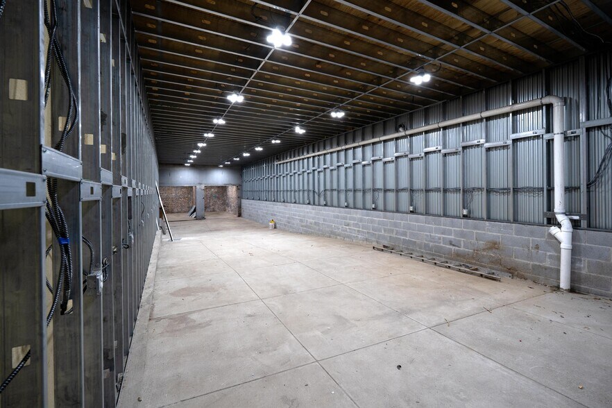 More Photos Of 2532 Atlantic Ave, Brooklyn Warehouse For Lease