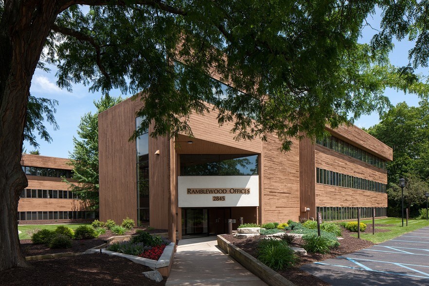 More Photos Of SW 44th St, Grandville Land For Lease