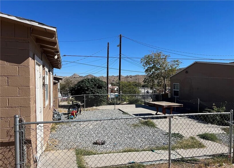 More Photos Of 15563-15575 5th St, Victorville Apartments For Sale