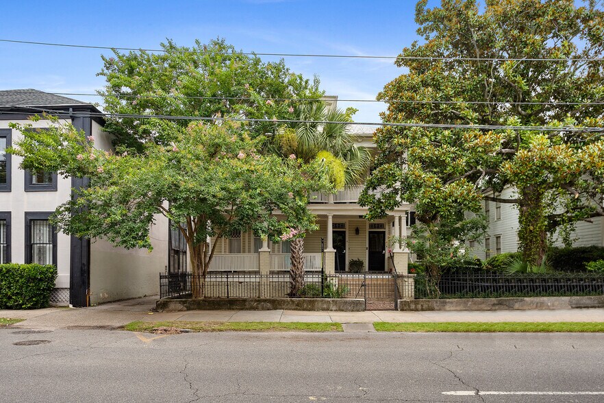 Primary Photo Of 196 Rutledge Ave, Charleston Specialty For Sale