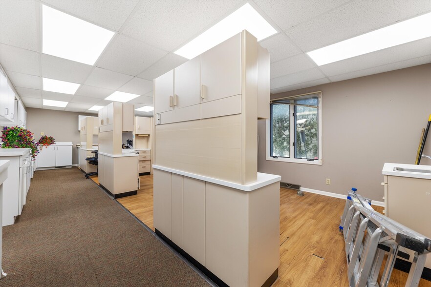 More Photos Of 11801 W Janesville Rd, Hales Corners Office For Sale