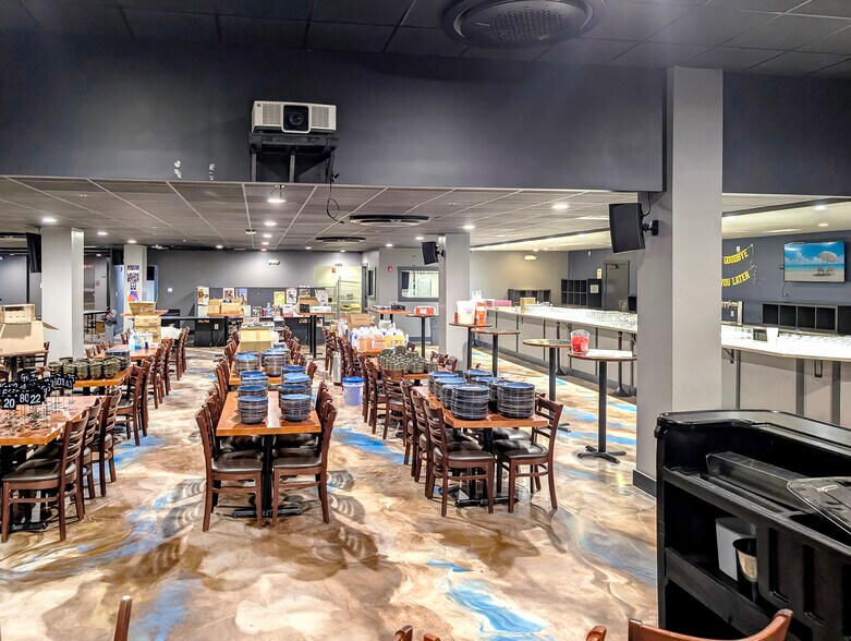 More Photos Of 10426 Main St, Fairfax Freestanding For Sale