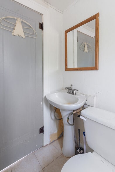 More Photos Of 3279 Emmett Rd, Emmett Multifamily For Sale