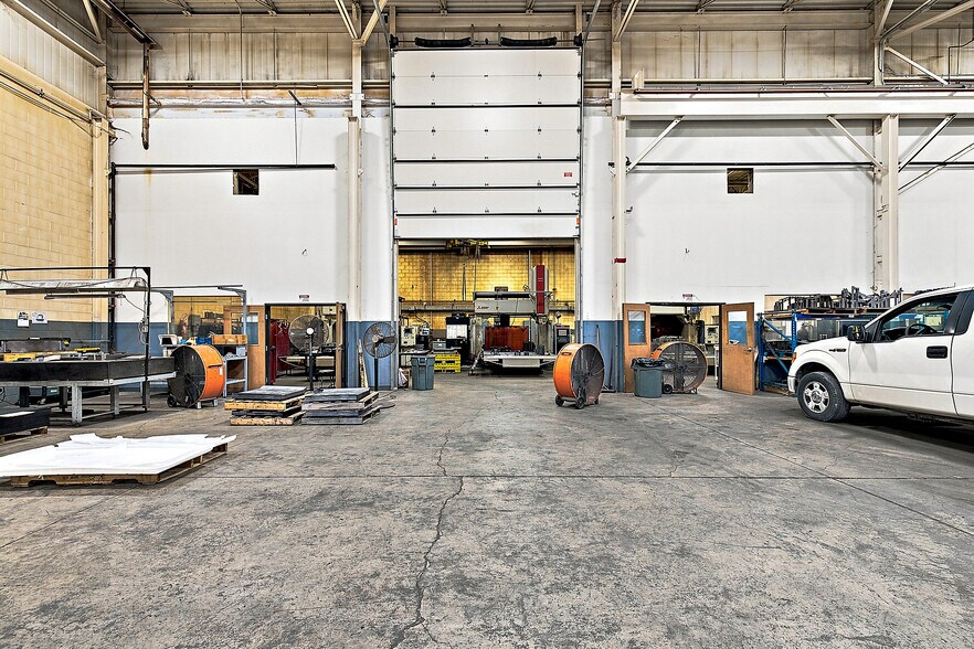 More Photos Of 33842 James J. Pompo Dr, Fraser Manufacturing For Sale