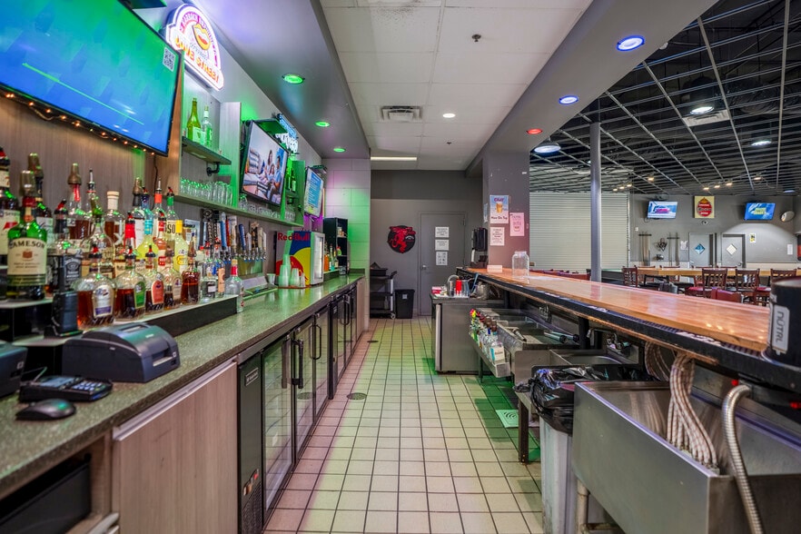 More Photos Of 13027 TX-105 E, Cut And Shoot Sports And Entertainment For Sale