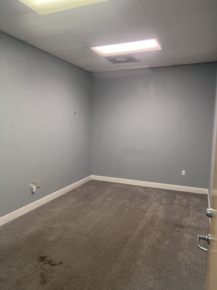 More Photos Of 500 Barton Blvd, Rockledge Storefront Retail Office For Lease