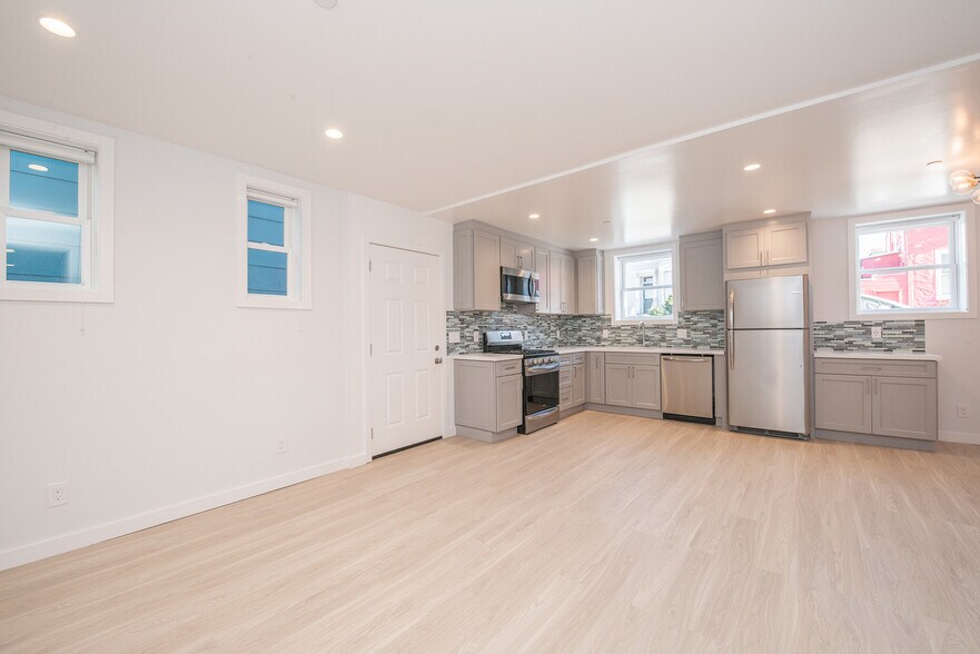 More Photos Of 184 Valley St, San Francisco Apartments For Sale