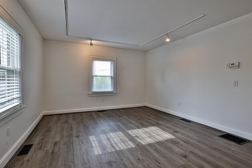 More Photos Of 7197 Paddison Rd, Cincinnati Daycare Center For Sale