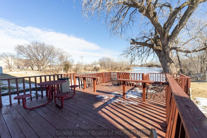 More Photos Of 3205 S Locust St, Grand Island Hotel For Sale