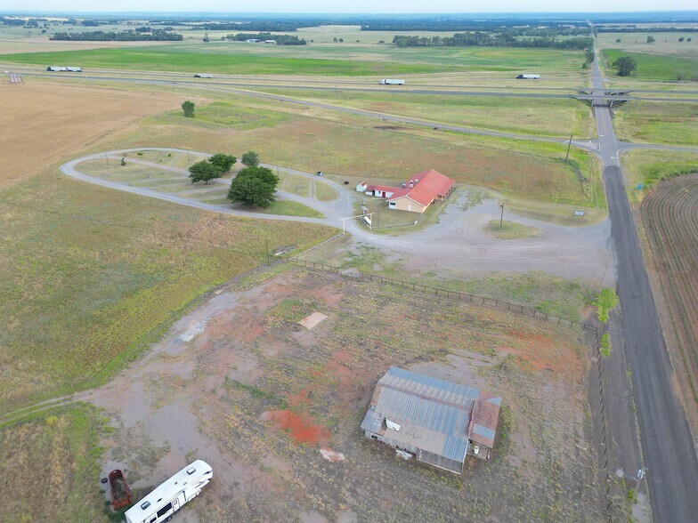 More Photos Of 633 Grand ave, Texola Flex For Sale