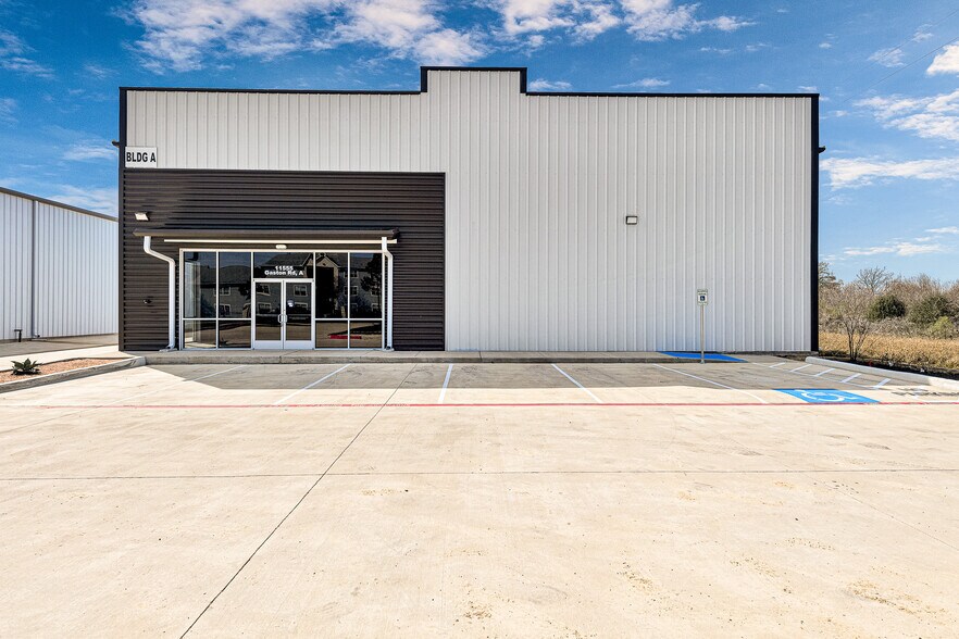 Primary Photo Of 11555 Gaston, Katy Industrial For Lease