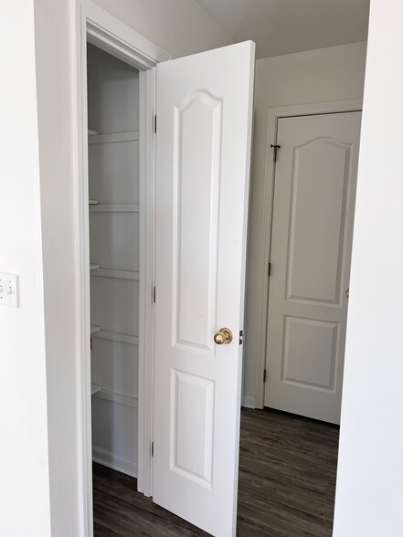 More Photos Of 3005-3033 S Shrank Cir, Independence Apartments For Sale