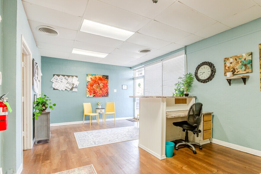 More Photos Of 1301 W Gore Blvd, Lawton Medical For Sale