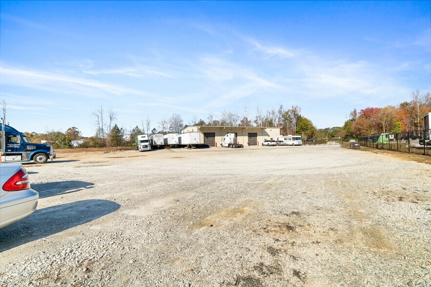 More Photos Of 150 Hiram Industrial Rd, Hiram Warehouse For Sale