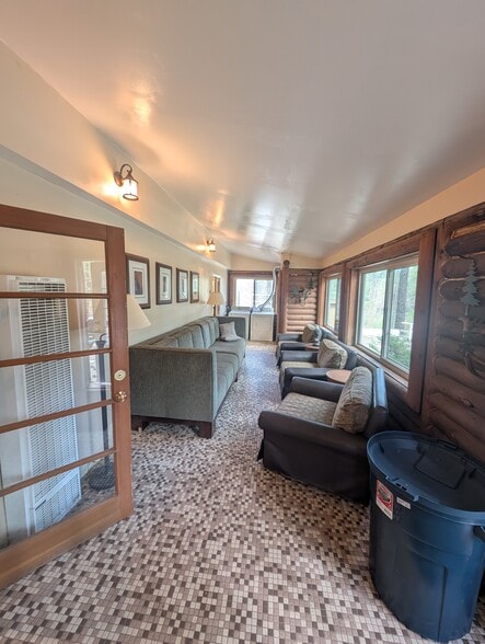 More Photos Of 101 Marapai Rd, Prescott Specialty For Sale