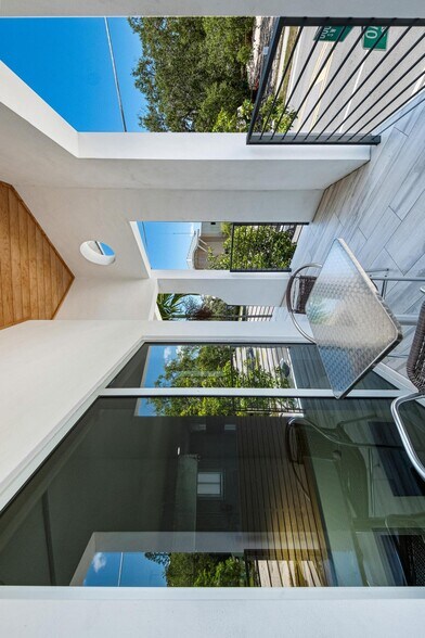 More Photos Of 3305 SW 37th Ave, Miami Office For Sale