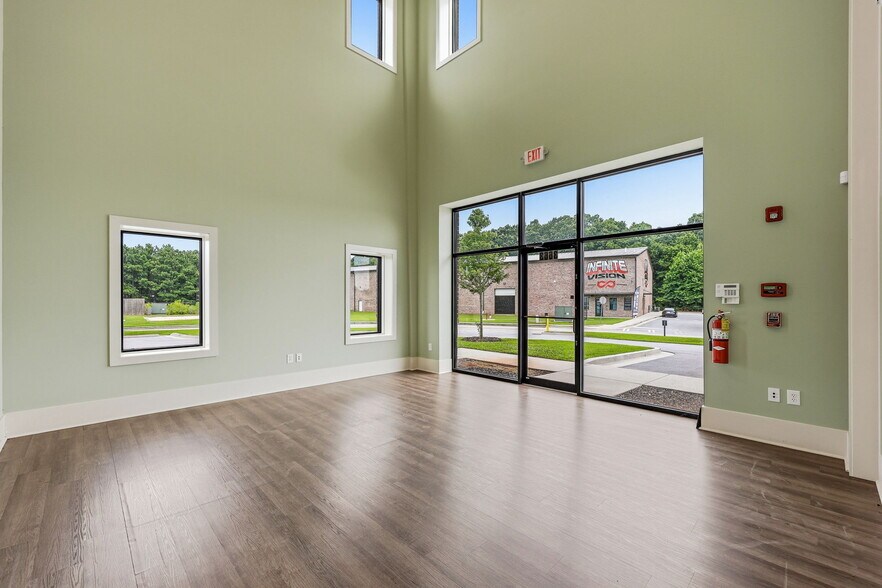 More Photos Of 3663 Southland Dr, Flowery Branch Warehouse For Sale