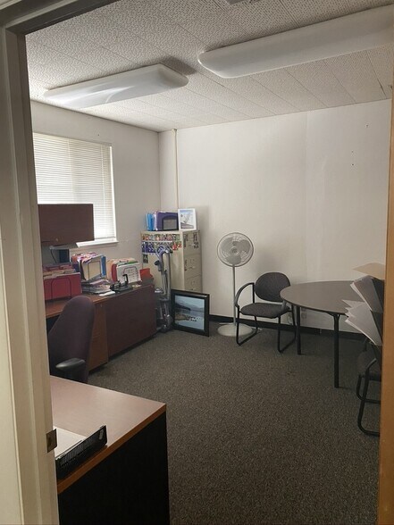 More Photos Of 420 E Laurel St, Willows Office Residential For Sale